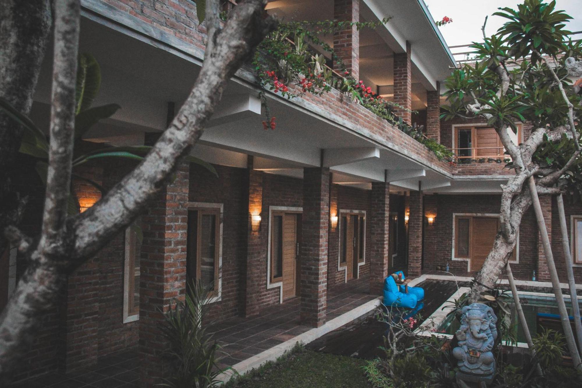 The Govardhan Homestay Canggu Exteriör bild